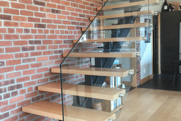 Escalier avec limon en métal 1